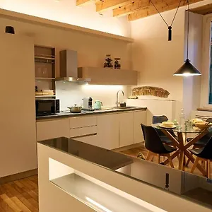 Dimora San Vitale - In The Heart Of Apartment Verona