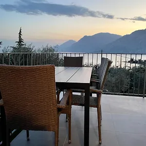 Cochetto's House In Apartment Malcesine